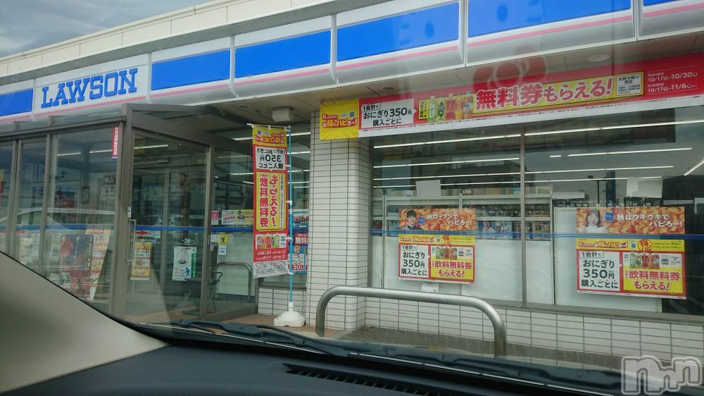 長岡デリヘル人妻楼　長岡店(ヒトヅマロウ　ナガオカテン) なな(43)の10月27日写メブログ「柏崎のローソンで」