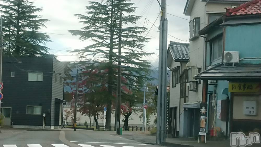 長岡人妻デリヘル人妻楼　長岡店(ヒトヅマロウ　ナガオカテン) なな(43)の10月29日写メブログ「長蛇の列が出来てました。」