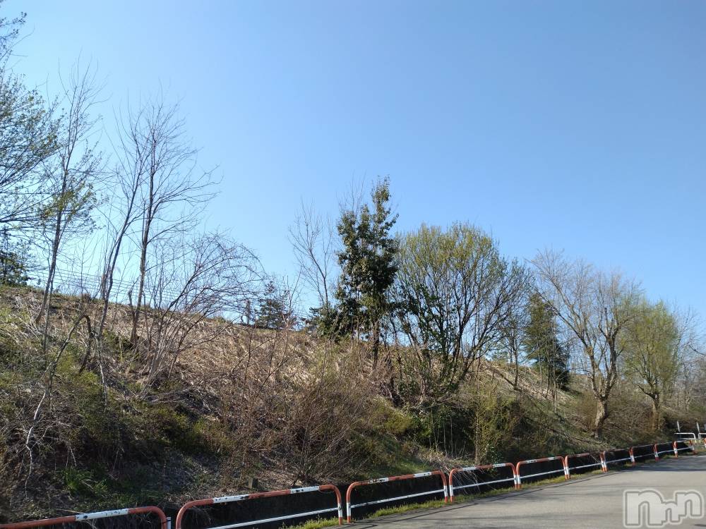 長岡人妻デリヘル人妻楼　長岡店(ヒトヅマロウ　ナガオカテン) なな(43)の4月10日写メブログ「関越道が目の前」