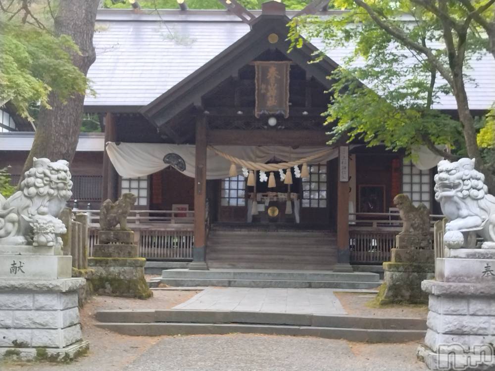 長岡人妻デリヘル人妻楼　長岡店(ヒトヅマロウ　ナガオカテン) なな(43)の5月15日写メブログ「こちらの神社」