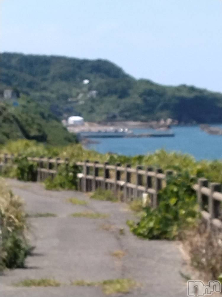 長岡デリヘル人妻楼　長岡店(ヒトヅマロウ　ナガオカテン) なな(43)の8月17日写メブログ「米山を走ってると」
