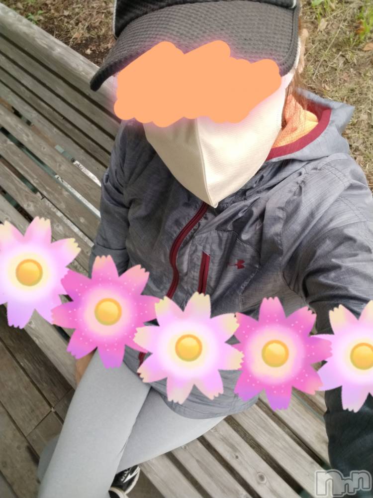 長岡デリヘル人妻楼　長岡店(ヒトヅマロウ　ナガオカテン) なな(43)の10月11日写メブログ「たった今」
