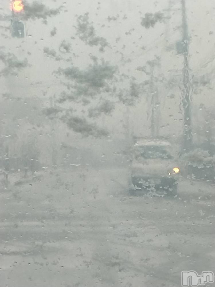 長岡デリヘル人妻楼　長岡店(ヒトヅマロウ　ナガオカテン) なな(43)の12月5日写メブログ「今日の雪」