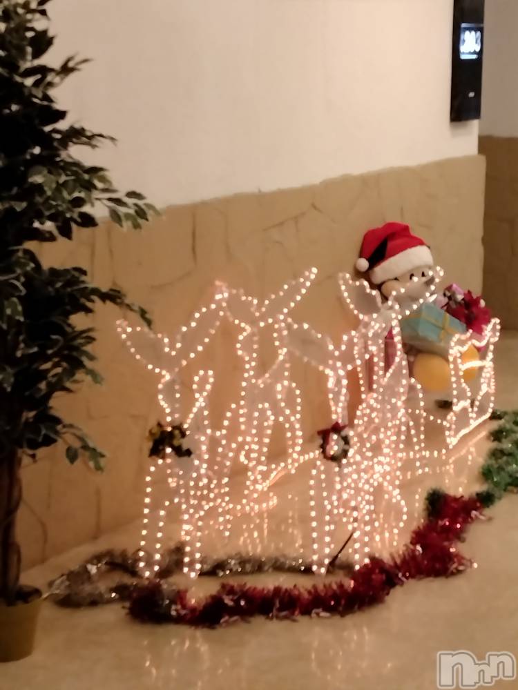 長岡デリヘル人妻楼　長岡店(ヒトヅマロウ　ナガオカテン) なな(43)の12月9日写メブログ「シーズさん」