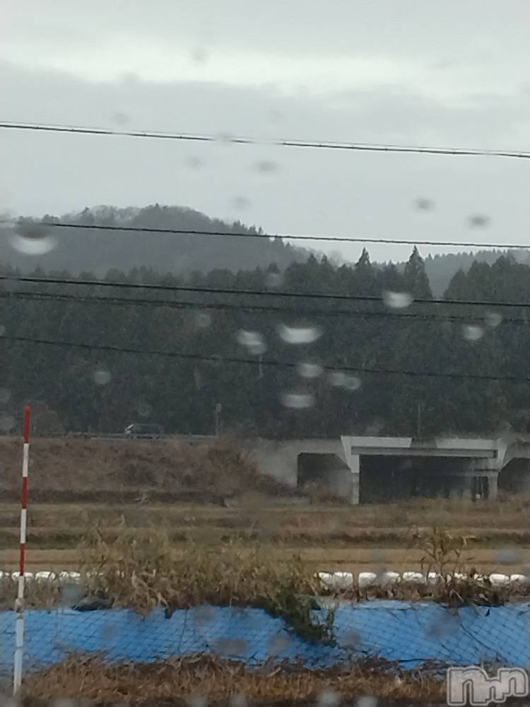 長岡デリヘル人妻楼　長岡店(ヒトヅマロウ　ナガオカテン) なな(43)の12月14日写メブログ「先に見える北陸道は」