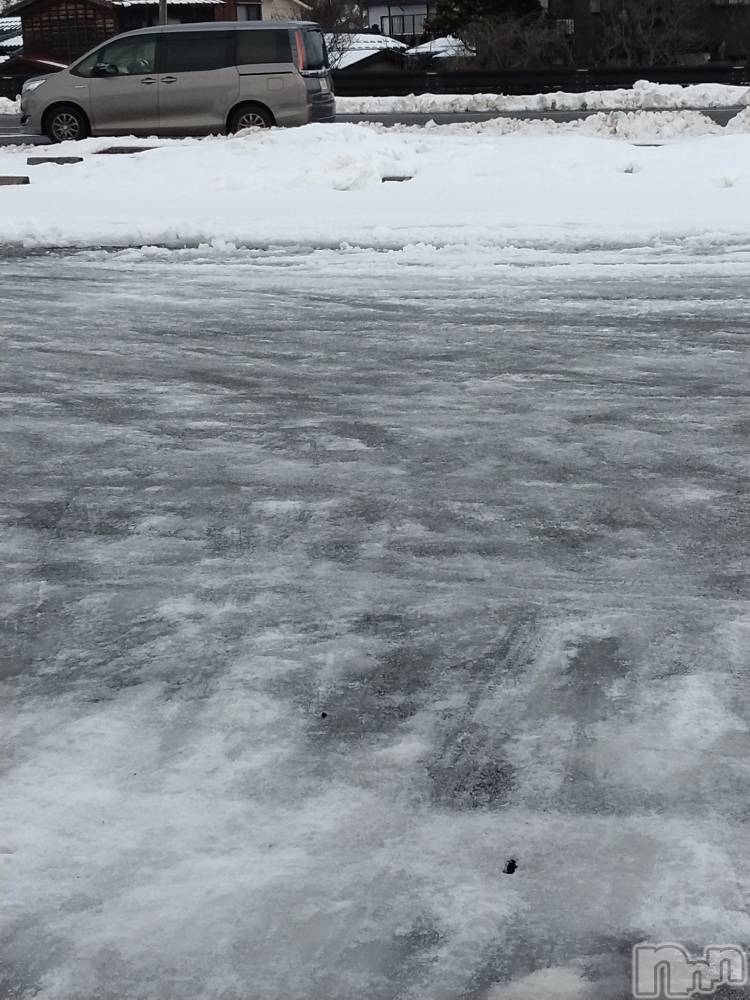 長岡デリヘル人妻楼　長岡店(ヒトヅマロウ　ナガオカテン) なな(43)の1月7日写メブログ「今朝コンビニの」