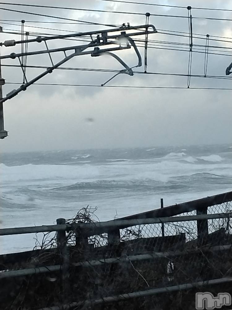 長岡デリヘル人妻楼　長岡店(ヒトヅマロウ　ナガオカテン) なな(43)の1月11日写メブログ「米山海岸付近」