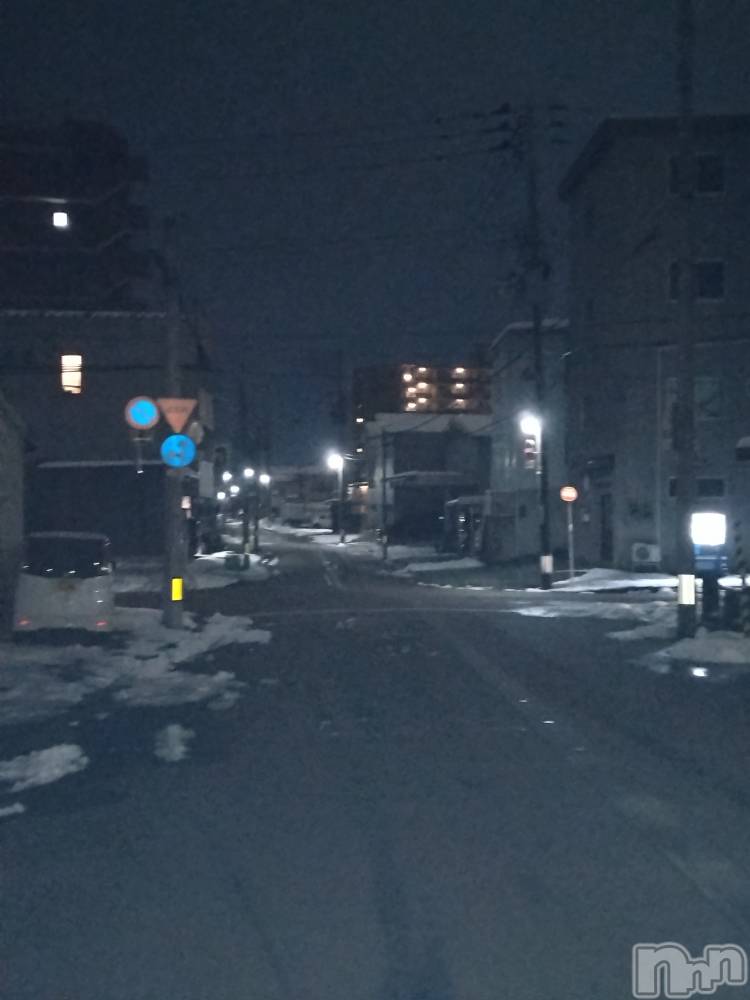 長岡デリヘル人妻楼　長岡店(ヒトヅマロウ　ナガオカテン) なな(43)の1月11日写メブログ「いやービックリ！🚥」