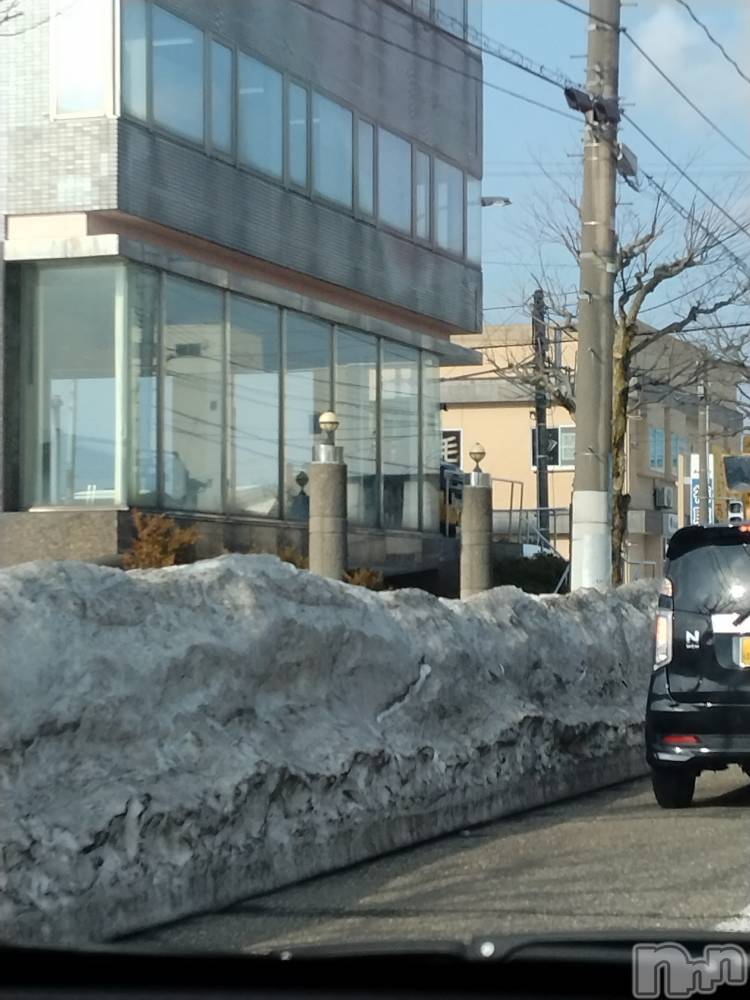 長岡デリヘル人妻楼　長岡店(ヒトヅマロウ　ナガオカテン) なな(43)の1月16日写メブログ「道が大渋滞🚕！」