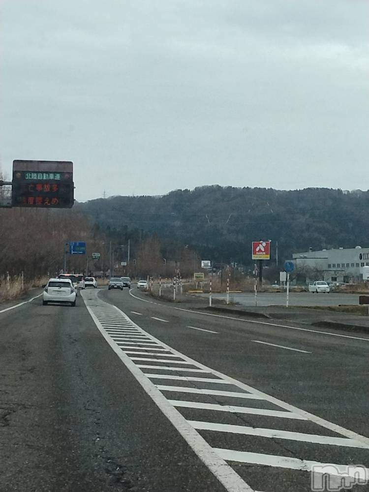 長岡デリヘル人妻楼　長岡店(ヒトヅマロウ　ナガオカテン) なな(43)の1月18日写メブログ「国道116号線」