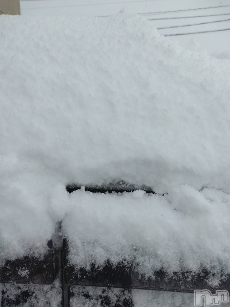 長岡デリヘル人妻楼　長岡店(ヒトヅマロウ　ナガオカテン) なな(43)の1月23日写メブログ「車が出せず」