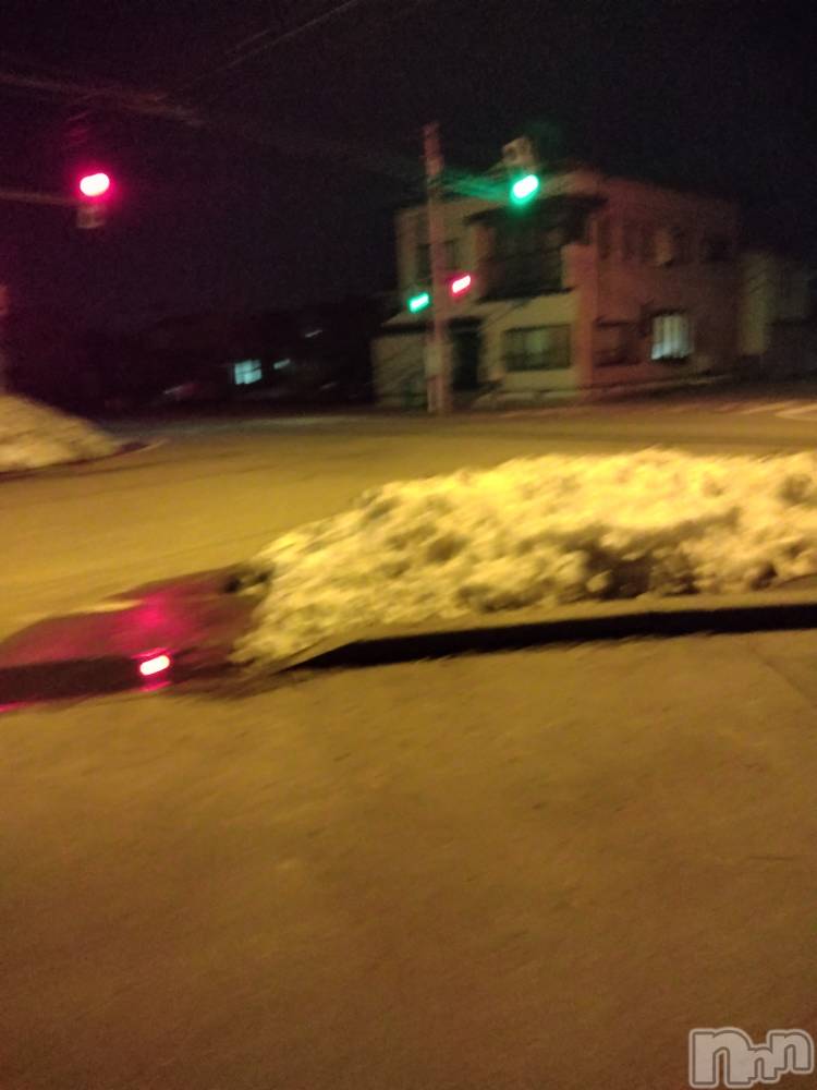 長岡デリヘル人妻楼　長岡店(ヒトヅマロウ　ナガオカテン) なな(43)の2月27日写メブログ「さっき外に出て」