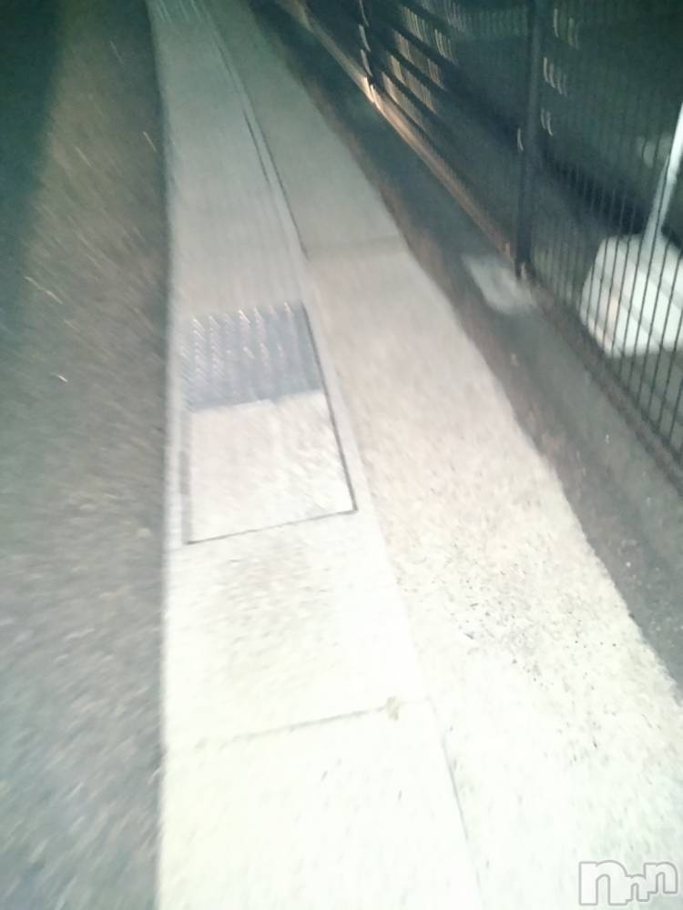 長岡デリヘル人妻楼　長岡店(ヒトヅマロウ　ナガオカテン) なな(43)の3月11日写メブログ「さつき外に出たら」