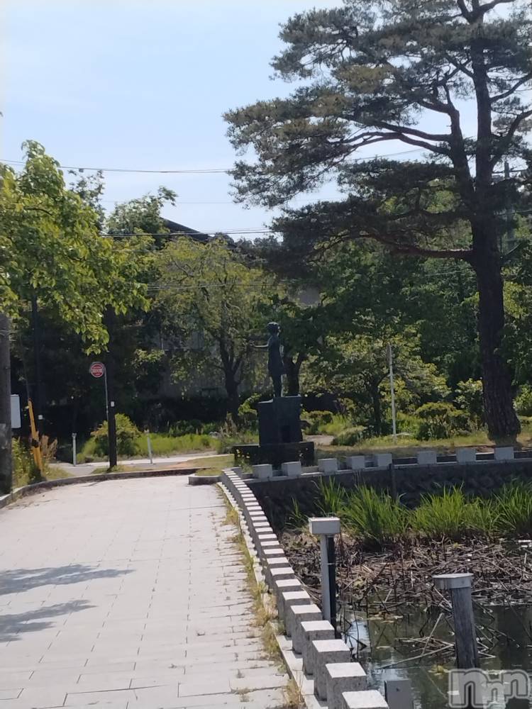 長岡デリヘル人妻楼　長岡店(ヒトヅマロウ　ナガオカテン) なな(43)の5月16日写メブログ「明日は柏崎で」