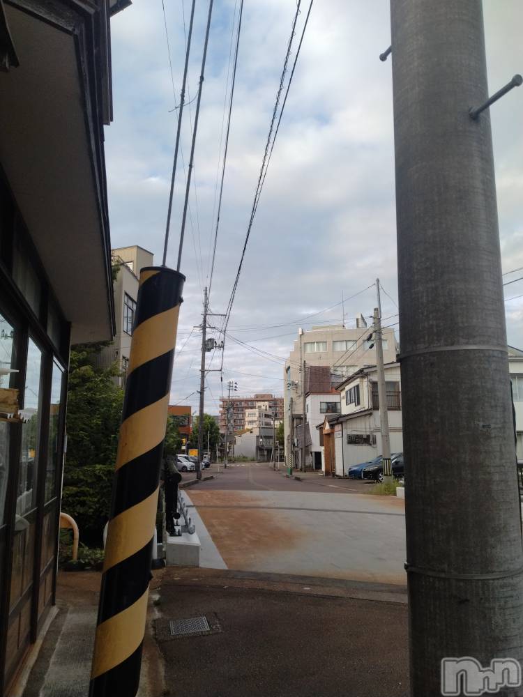 長岡デリヘル人妻楼　長岡店(ヒトヅマロウ　ナガオカテン) なな(43)の9月12日写メブログ「今日の長岡は」
