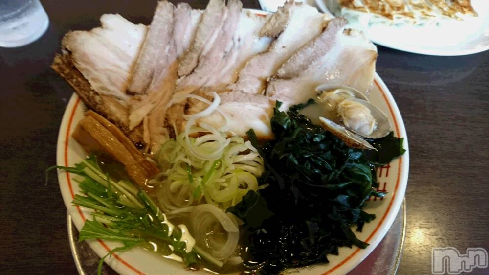 長岡人妻デリヘル人妻楼　長岡店(ヒトヅマロウ　ナガオカテン) なな(43)の5月1日写メブログ「ラーメンブログ61」