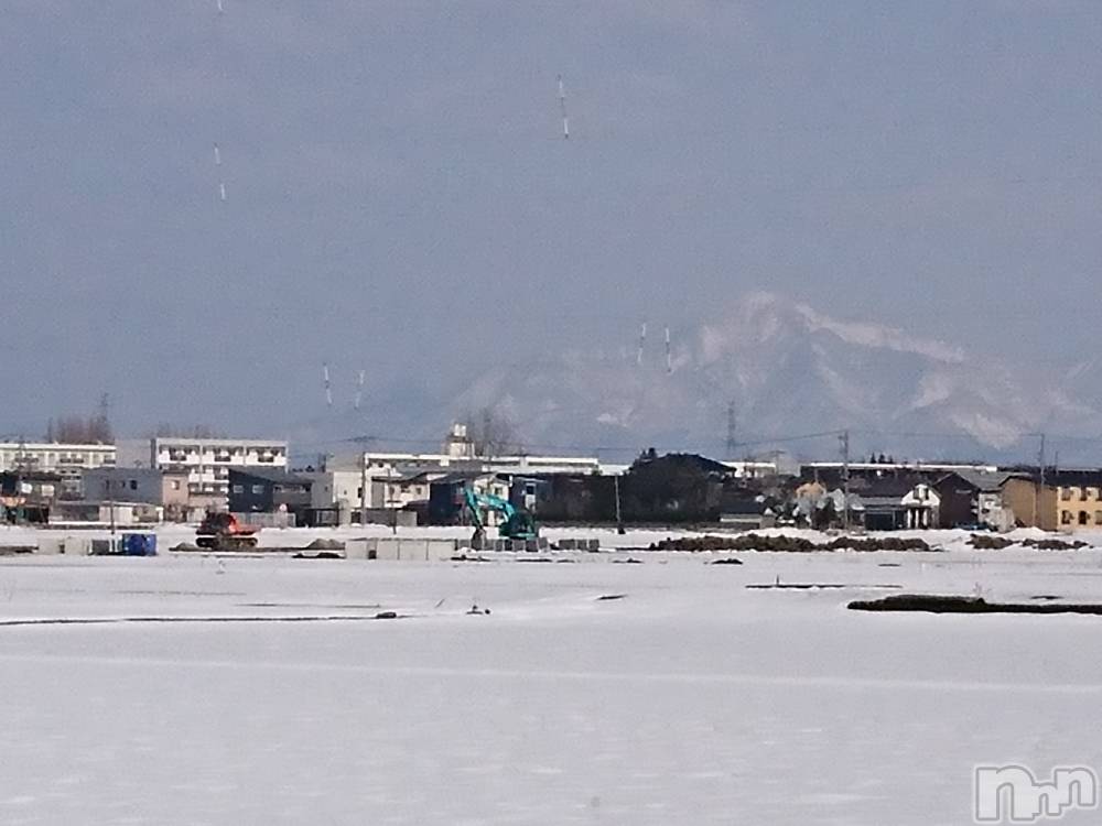長岡人妻デリヘル人妻楼　長岡店(ヒトヅマロウ　ナガオカテン) なな(43)の2月14日写メブログ「近所から見える遠くの山」