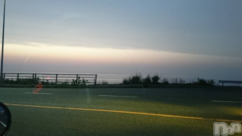 長岡デリヘル人妻楼　長岡店(ヒトヅマロウ　ナガオカテン) なな(43)の4月24日写メブログ「一旦車を停めて」