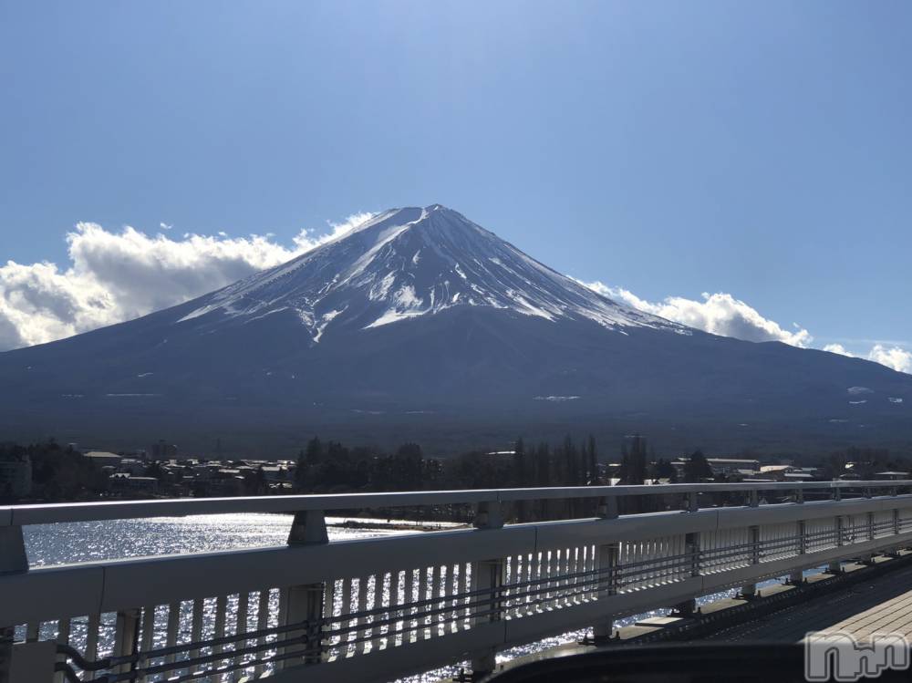 長岡人妻デリヘル人妻楼　長岡店(ヒトヅマロウ　ナガオカテン) なな(38)の1月7日写メブログ「１月３日の日の」