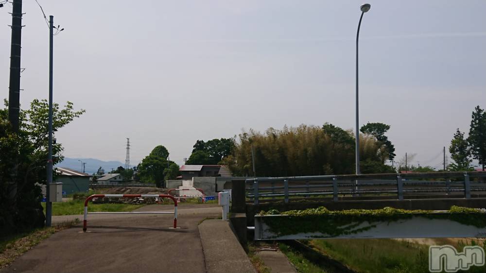 長岡デリヘル人妻楼　長岡店(ヒトヅマロウ　ナガオカテン) なな(43)の5月13日写メブログ「只今・・」