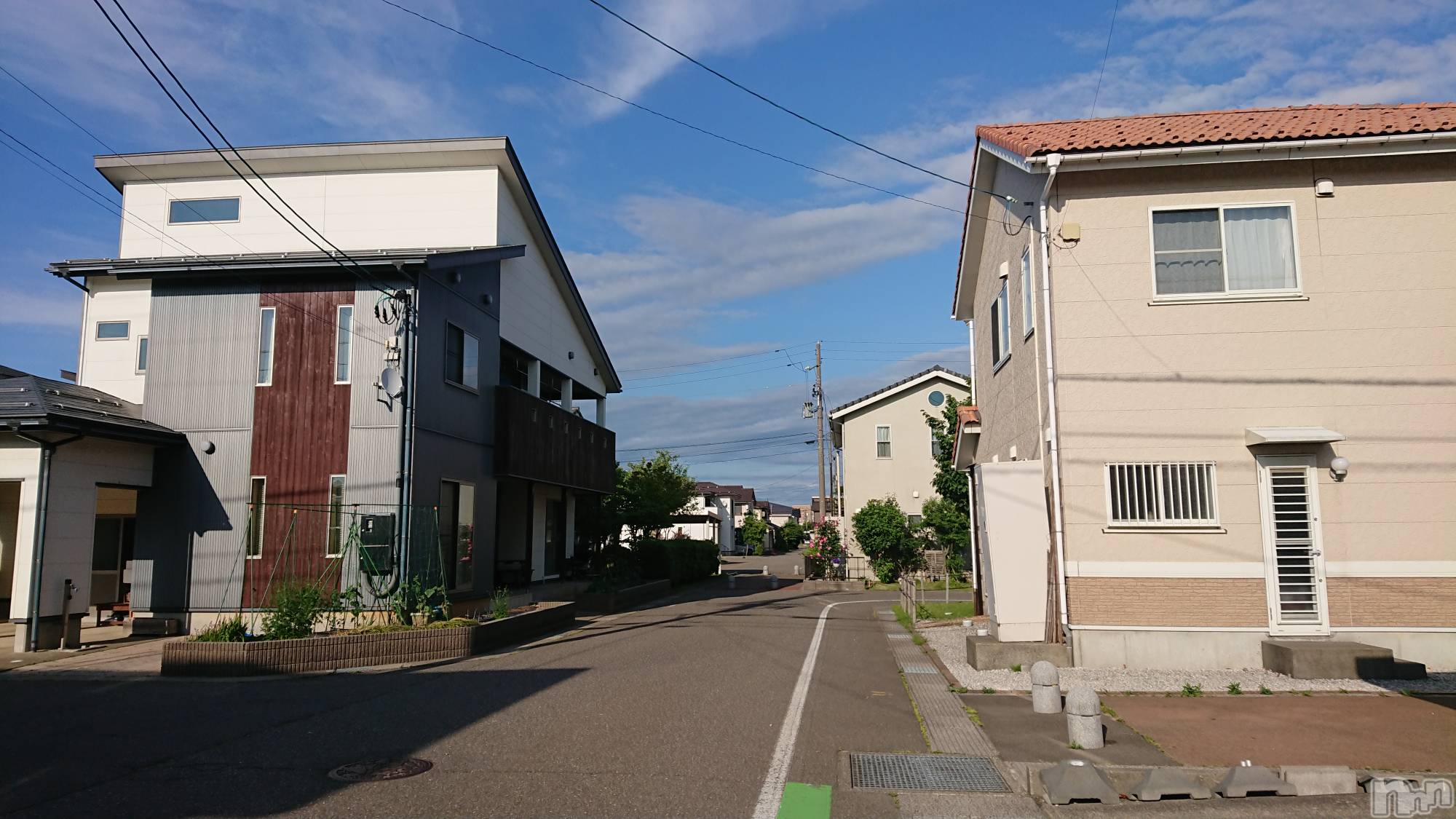 長岡デリヘル人妻楼　長岡店(ヒトヅマロウ　ナガオカテン)なな(43)の2022年6月9日写メブログ「近所の裏道？」