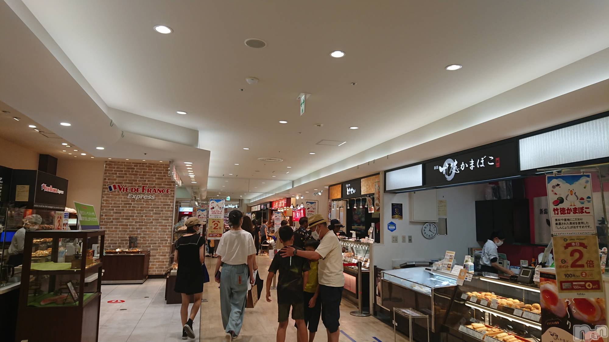 長岡デリヘル人妻楼　長岡店(ヒトヅマロウ　ナガオカテン)なな(43)の2023年8月27日写メブログ「長岡駅構内」