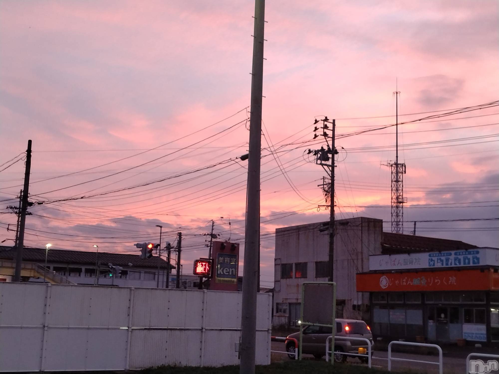 長岡デリヘル人妻楼　長岡店(ヒトヅマロウ　ナガオカテン)なな(43)の2024年9月29日写メブログ「夕方の長岡」