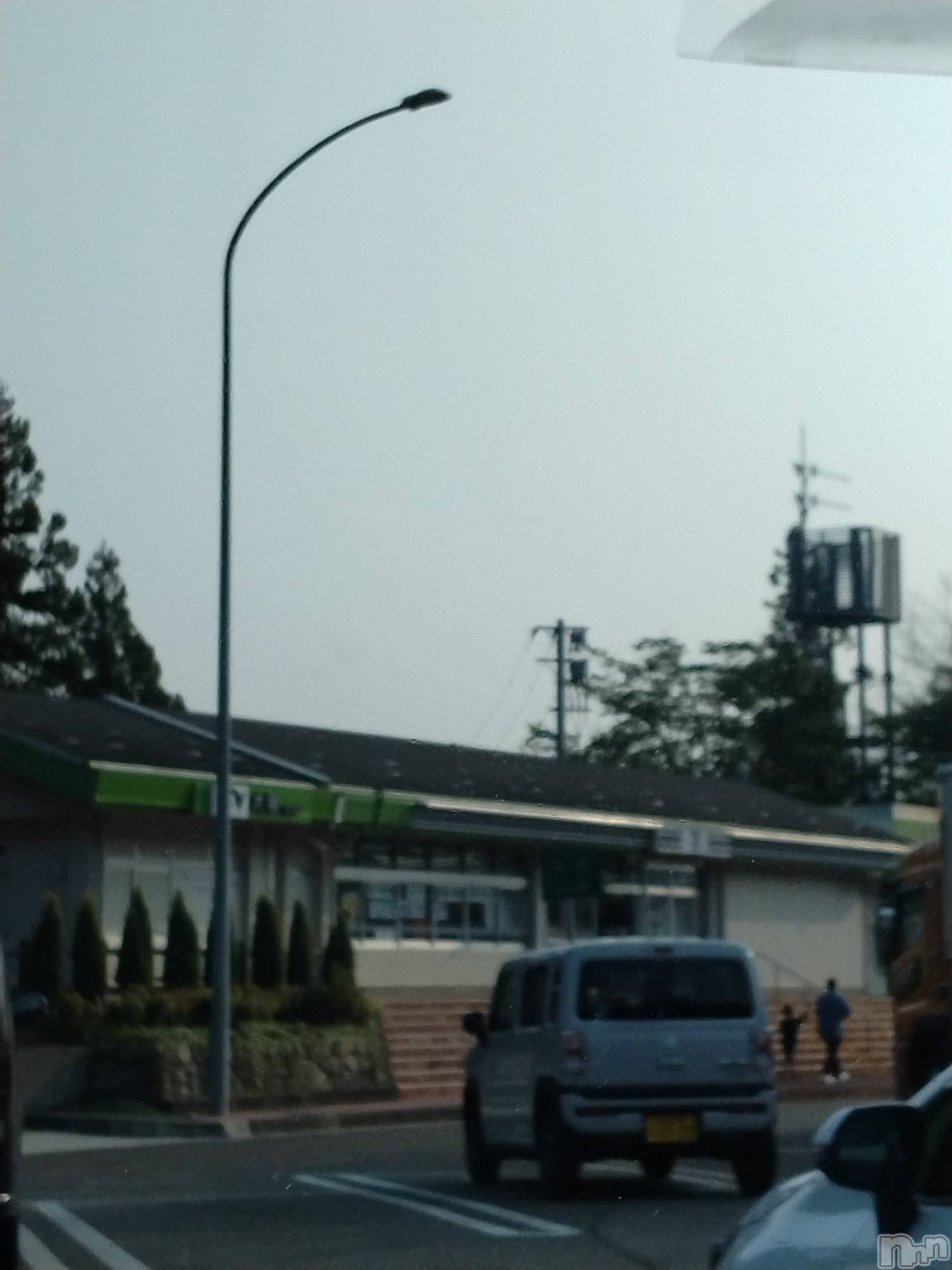 長岡人妻デリヘル人妻楼　長岡店(ヒトヅマロウ　ナガオカテン)なな(43)の2025年8月20日写メブログ「高速のパーキング」