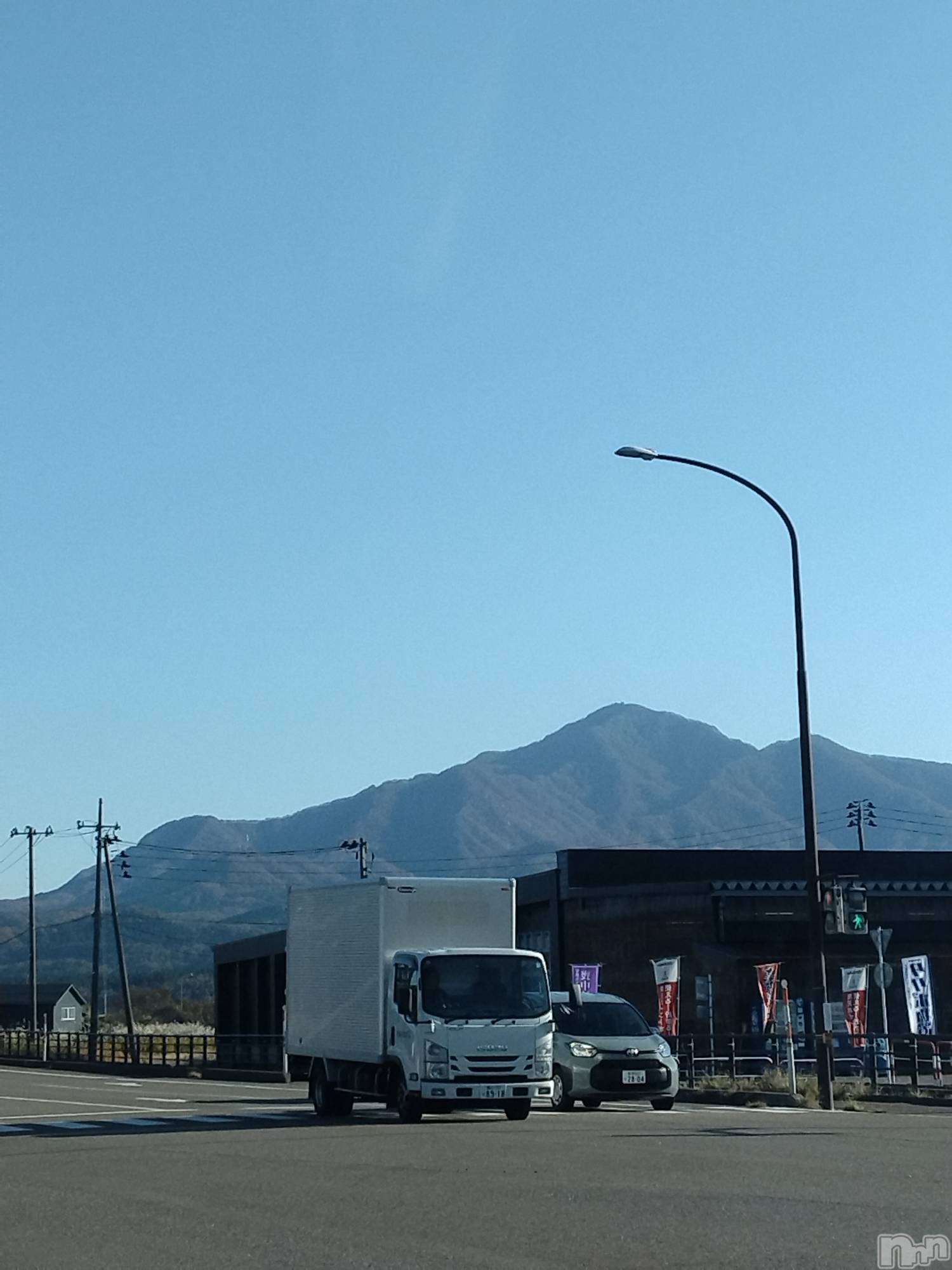 長岡デリヘル人妻楼　長岡店(ヒトヅマロウ　ナガオカテン)なな(43)の2025年11月17日写メブログ「米山で3回」