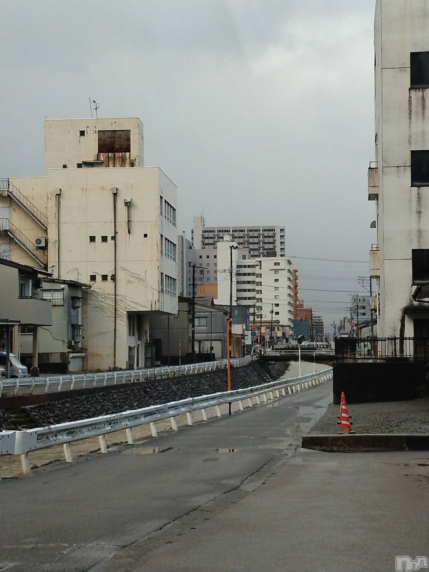 長岡デリヘル人妻楼　長岡店(ヒトヅマロウ　ナガオカテン)なな(43)の2025年12月5日写メブログ「ここの場所は」