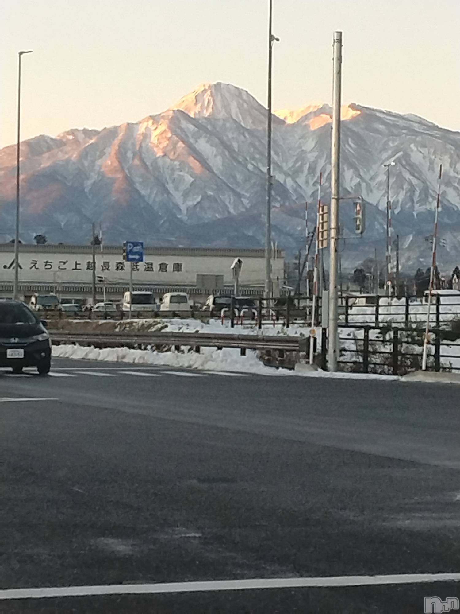 長岡デリヘル人妻楼　長岡店(ヒトヅマロウ　ナガオカテン)なな(43)の2025年12月14日写メブログ「ああ、車の窓が」