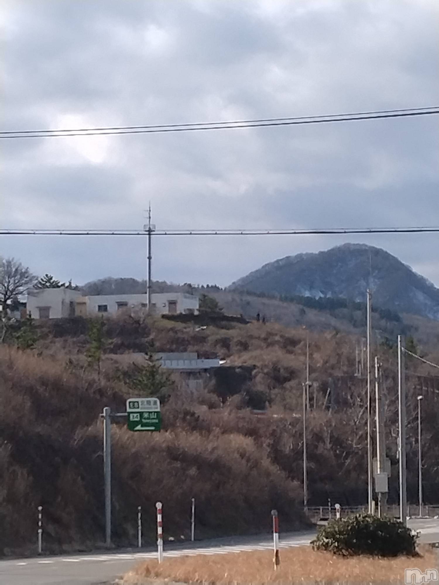 長岡デリヘル人妻楼　長岡店(ヒトヅマロウ　ナガオカテン)なな(43)の2025年12月28日写メブログ「米山インター後ろ」