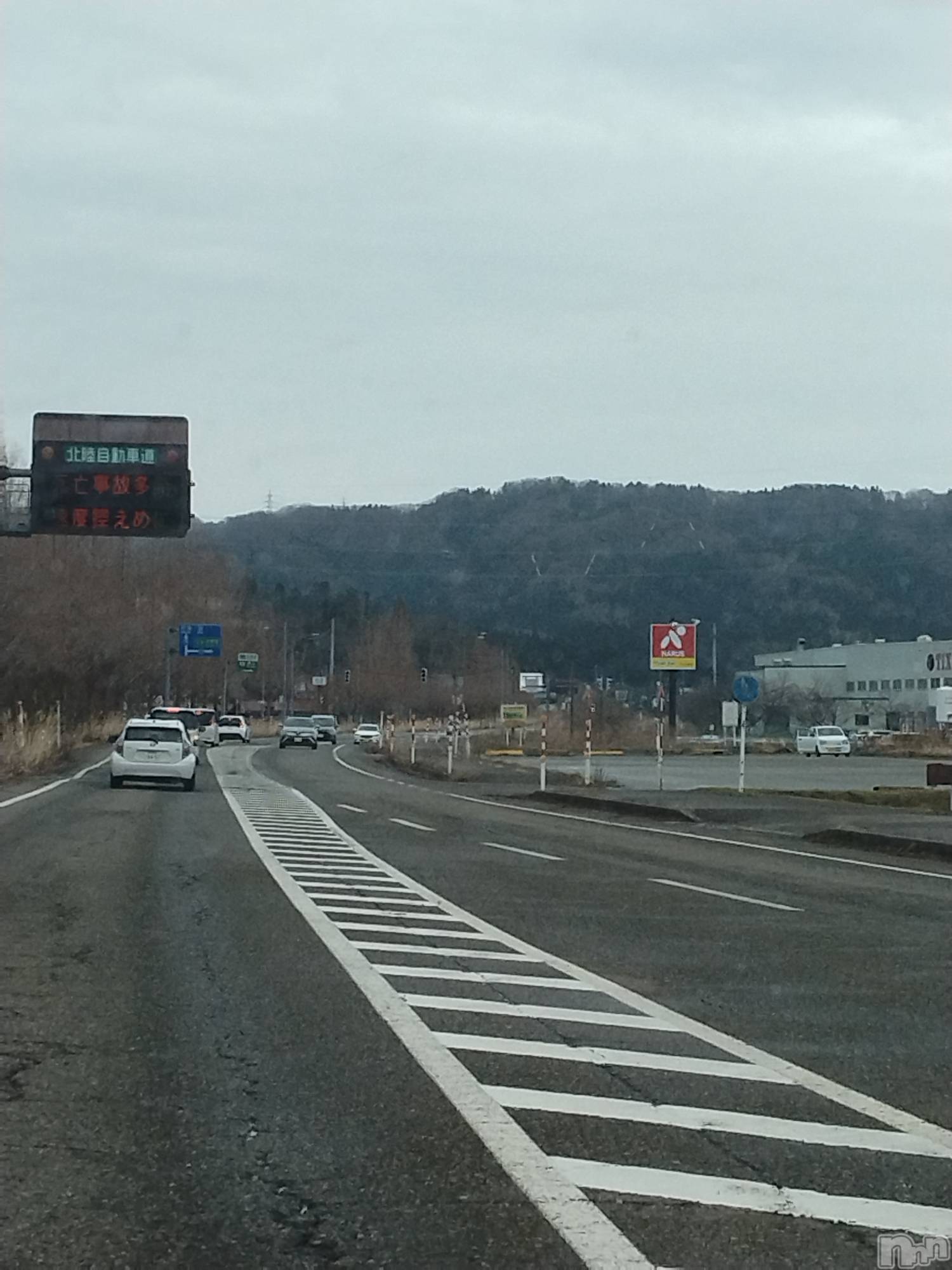 長岡デリヘル人妻楼　長岡店(ヒトヅマロウ　ナガオカテン)なな(43)の2026年1月18日写メブログ「国道116号線」