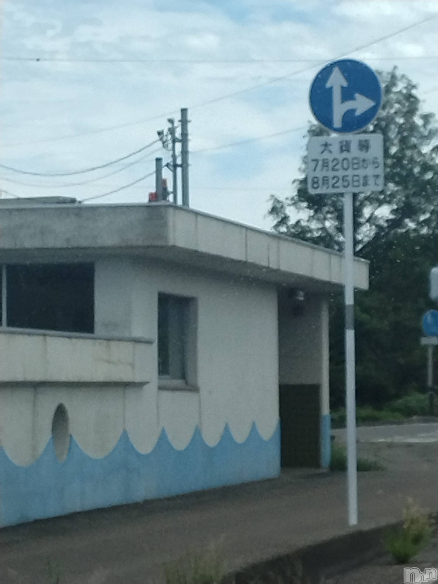 長岡デリヘル人妻楼　長岡店(ヒトヅマロウ　ナガオカテン)なな(43)の2026年8月13日写メブログ「鯨波は🐳」