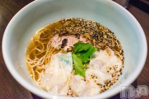 長岡デリヘル人妻楼　長岡店(ヒトヅマロウ　ナガオカテン)なな(43)の2019年11月22日写メブログ「コオロギラーメンが！」