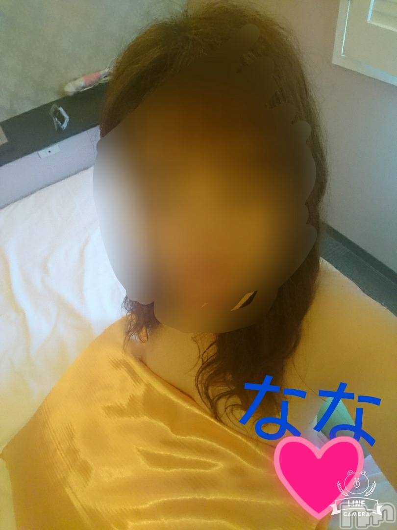 長岡デリヘル人妻楼　長岡店(ヒトヅマロウ　ナガオカテン)なな(43)の2020年5月30日写メブログ「私の後ろに(笑)」