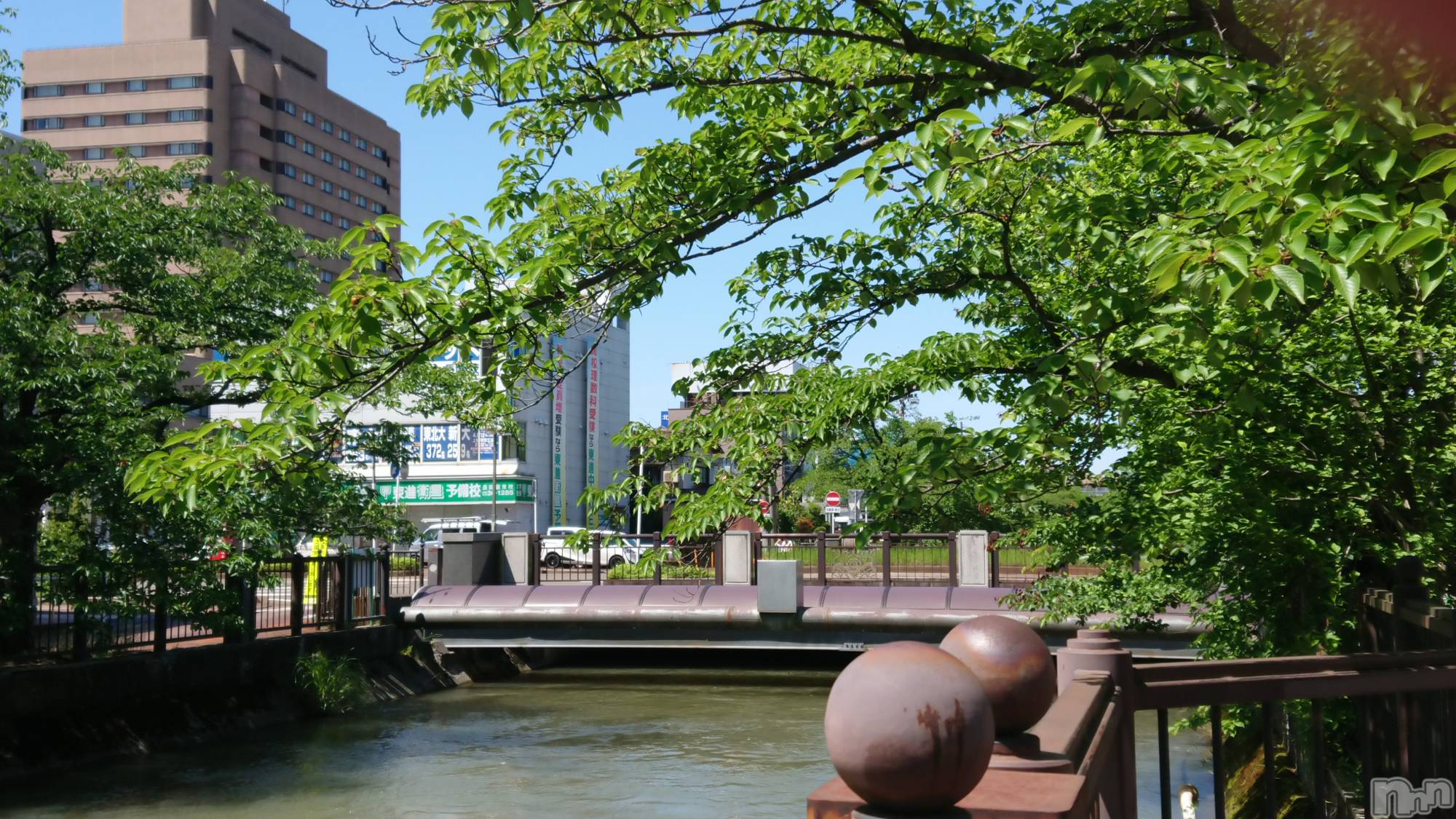 長岡デリヘル人妻楼　長岡店(ヒトヅマロウ　ナガオカテン)なな(43)の2023年5月31日写メブログ「駅のここ☀️」