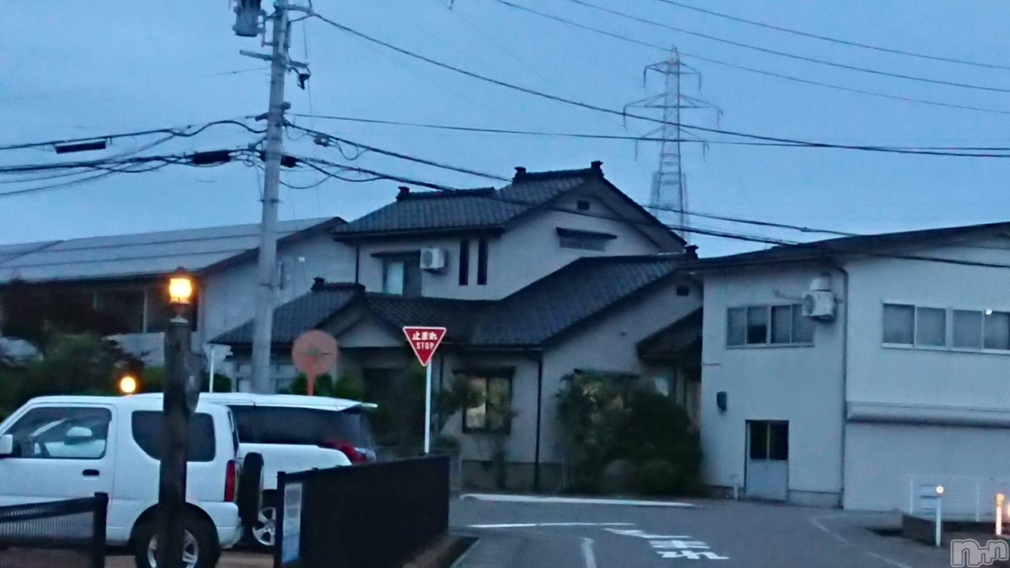 長岡デリヘル人妻楼　長岡店(ヒトヅマロウ　ナガオカテン)なな(43)の2023年6月22日写メブログ「家の近所に・・」