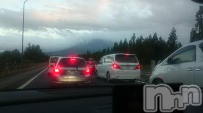 長岡デリヘル 人妻楼　長岡店(ヒトヅマロウ　ナガオカテン) なな(43)の8月17日写メブログ「渋滞のなか……」