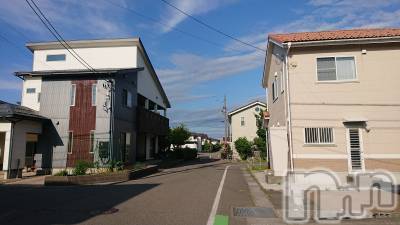 長岡デリヘル 人妻楼　長岡店(ヒトヅマロウ　ナガオカテン) なな(43)の6月9日写メブログ「近所の裏道？」