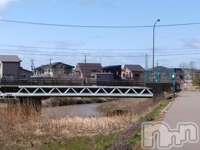 長岡デリヘル 人妻楼　長岡店(ヒトヅマロウ　ナガオカテン) なな(43)の3月29日写メブログ「強風で屋根が！」