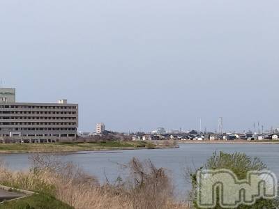 長岡デリヘル 人妻楼　長岡店(ヒトヅマロウ　ナガオカテン) なな(43)の4月15日写メブログ「海への道へ！」