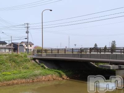 長岡デリヘル 人妻楼　長岡店(ヒトヅマロウ　ナガオカテン) なな(43)の4月20日写メブログ「近所の川沿い」