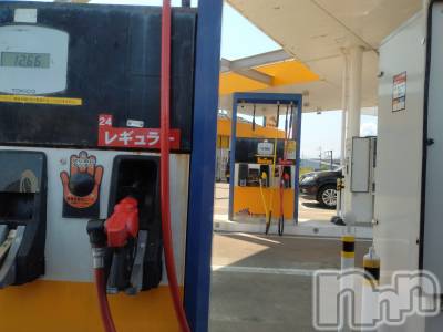 長岡デリヘル 人妻楼　長岡店(ヒトヅマロウ　ナガオカテン) なな(43)の6月8日写メブログ「給油中に」