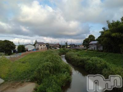 長岡デリヘル 人妻楼　長岡店(ヒトヅマロウ　ナガオカテン) なな(43)の8月15日写メブログ「玄関先で」