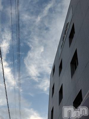 長岡人妻デリヘル 人妻楼　長岡店(ヒトヅマロウ　ナガオカテン) なな(43)の9月8日写メブログ「ブレTOMATOさん上空」