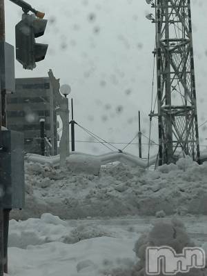 長岡デリヘル 人妻楼　長岡店(ヒトヅマロウ　ナガオカテン) なな(43)の1月3日写メブログ「車が出せなくて」