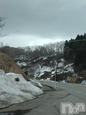 長岡デリヘル 人妻楼　長岡店(ヒトヅマロウ　ナガオカテン) なな(43)の3月12日写メブログ「曽地峠🚕」