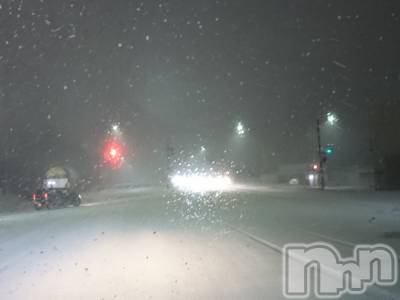 長岡デリヘル 人妻楼　長岡店(ヒトヅマロウ　ナガオカテン) なな(43)の12月31日写メブログ「八号線が真っ白！」