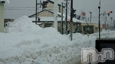 長岡デリヘル 人妻楼　長岡店(ヒトヅマロウ　ナガオカテン) なな(43)の2月19日写メブログ「除雪車はなかった？」